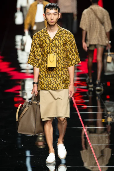 Look 42